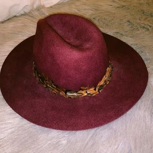 Indie feathered hat